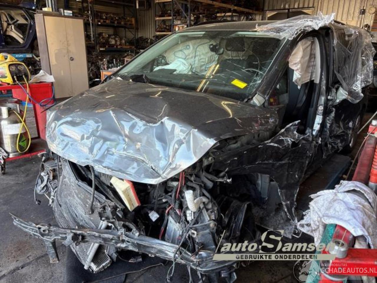 Volkswagen Touran Touran (5T1), MPV, 2015 1.6 TDI