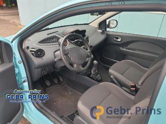 Renault Twingo Twingo II (CN), Hatchback 3-drs, 2007 / 2014 1.2 16V picture 6