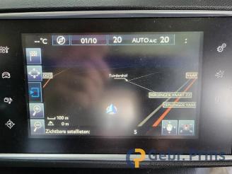 Peugeot 308 308 (L3/L8/LB/LH/LP), Hatchback 5-drs, 2013 / 2021 1.6 BlueHDi 120 picture 8