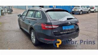 skadebil auto Skoda Superb Superb Combi (3V5), Combi, 2015 / 2024 2.0 TDI 2019/9
