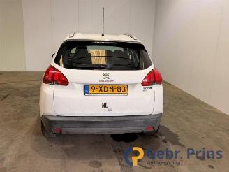 Coche siniestrado Peugeot 2008 2008 (CU), MPV, 2013 / 2019 1.2 Vti 12V PureTech 82 2014/7