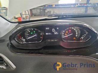 Peugeot 2008 2008 (CU), MPV, 2013 / 2019 1.2 Vti 12V PureTech 82 picture 10