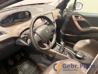 Peugeot 2008 2008 (CU), MPV, 2013 / 2019 1.2 Vti 12V PureTech 82 picture 8