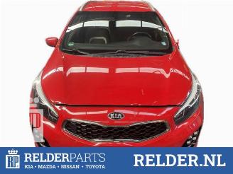 Vrakbiler auto Kia Cee d Cee'd Sportswagon (JDC5), Combi, 2012 / 2018 1.0i T-GDi 12V 120 2015/10