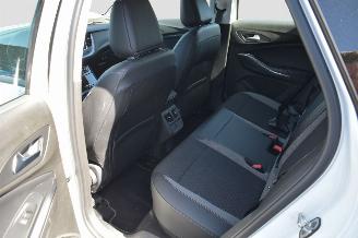 Opel Grandland X 1.6 TURBO  HYBRIDE picture 12