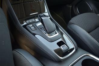 Opel Grandland X 1.6 TURBO  HYBRIDE picture 14