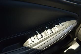 Opel Grandland X 1.6 TURBO  HYBRIDE picture 24