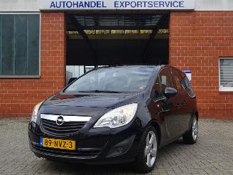 damaged passenger cars Opel Meriva 1.4 Edition, Airco, Cruise control, Nieuwe APK, 49.000 km !!! 2010/11