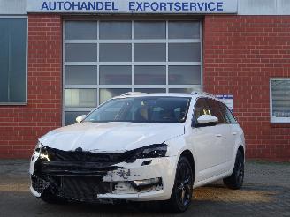 uszkodzony samochody osobowe Skoda Octavia Style 2.0 TDI 110kw/150pk, Navi, Climate & Cruise, DAB+, Stoelverw. 2019/8