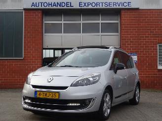 Avarii autoturisme Renault Grand-scenic TCe 85kw Bose Edition, 7 persoons, Panorama, Leer, Navi, Climate & Cruise 2012/9