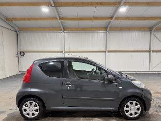 skadebil auto Peugeot 107 1.0 -12V 50kW XR 2011/3