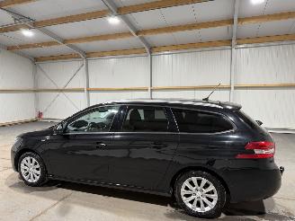 Peugeot 308 SW 1.2 PureTech 96kW Style picture 11