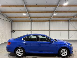damaged passenger cars Skoda Superb 1.5TSI 110kW ACT Business Edition 2021/1