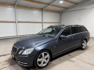 Mercedes E-klasse 220CDI 125kW Automaat Business Class Avantgarde Luchtvering picture 9