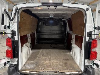 Toyota Proace 2.0D-4D 90kW Cool Comfort picture 30