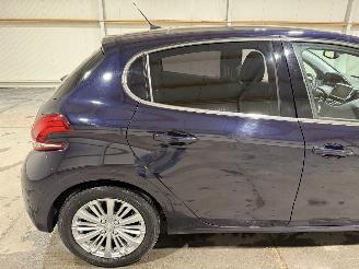 Peugeot 208 1.2PureTech 81kW Clima Allure picture 20
