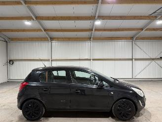 Coche accidentado Opel Corsa 1.4-16V 74kW Anniversary Edition 2012/5