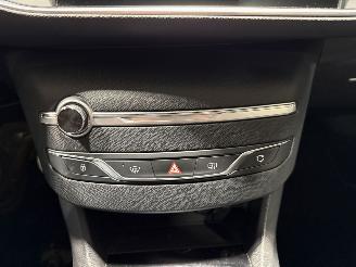 Peugeot 308 1.2PT 81kW Blue Lease Executive picture 31