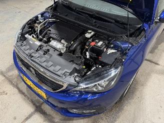 Peugeot 308 1.2PT 81kW Blue Lease Executive picture 23
