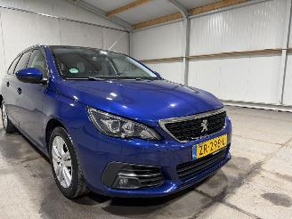 Peugeot 308 1.2PT 81kW Blue Lease Executive picture 20