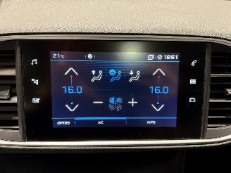 Peugeot 308 1.2PT 81kW Blue Lease Executive picture 26