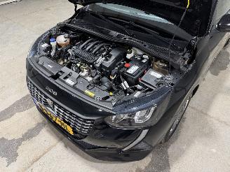 Peugeot 208 1.2PT 55kW Active Pack picture 27