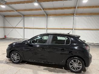 Peugeot 208 1.2PT 55kW Active Pack picture 11