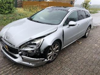 damaged passenger cars Peugeot 508 508 SW 508 SW  2.0 hdi allure 2011/11