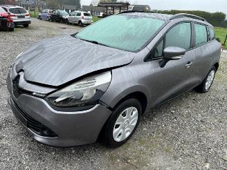 demontáž osobní automobily Renault Clio station 2013/8