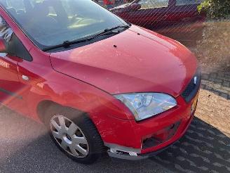 skadebil auto Ford Focus 1.6 2007/3