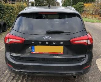 Ford Focus Focus Focus Wagon 1.0 EcoBoost Titanium Business picture 5