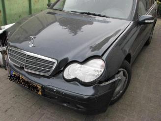 Unfallwagen Mercedes C-klasse c 200 cdi station 2003/7