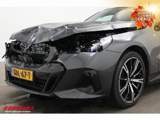 BMW i5 eDrive40 84 kWh M-Sport HUD Memory 360° AHK 18.410 km! picture 11