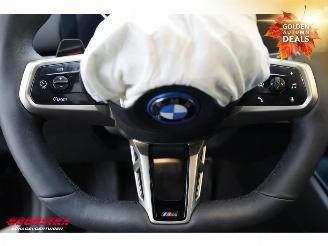 BMW i5 eDrive40 84 kWh M-Sport HUD Memory 360° AHK 18.410 km! picture 19
