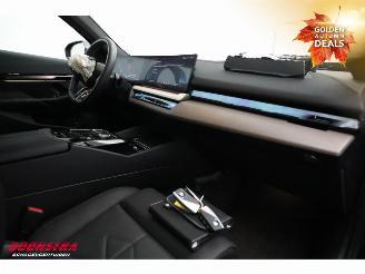 BMW i5 eDrive40 84 kWh M-Sport HUD Memory 360° AHK 18.410 km! picture 13