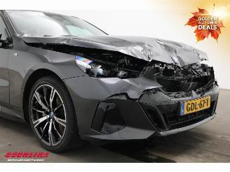 BMW i5 eDrive40 84 kWh M-Sport HUD Memory 360° AHK 18.410 km! picture 5