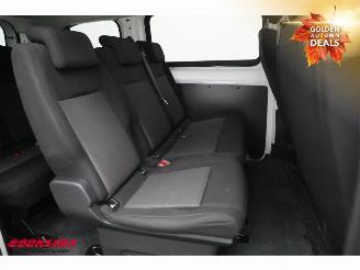 Peugeot e-Expert 50 kWh Kombi Aut. 9-zits PDC Airco Radio Bluetooth picture 15