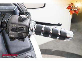 Honda GL 1800 Gold Wing Navi Radio Cruise SHZ Heizgriffe 54.718 km! picture 25