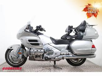 Honda GL 1800 Gold Wing Navi Radio Cruise SHZ Heizgriffe 54.718 km! picture 5
