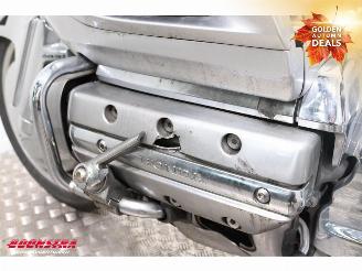 Honda GL 1800 Gold Wing Navi Radio Cruise SHZ Heizgriffe 54.718 km! picture 12
