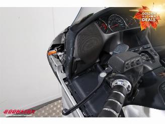 Honda GL 1800 Gold Wing Navi Radio Cruise SHZ Heizgriffe 54.718 km! picture 14