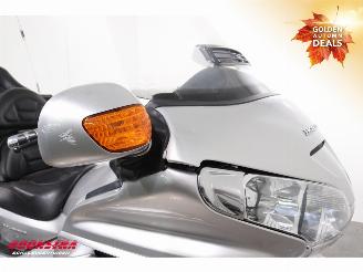 Honda GL 1800 Gold Wing Navi Radio Cruise SHZ Heizgriffe 54.718 km! picture 16