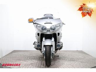 Honda GL 1800 Gold Wing Navi Radio Cruise SHZ Heizgriffe 54.718 km! picture 6