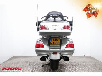 Honda GL 1800 Gold Wing Navi Radio Cruise SHZ Heizgriffe 54.718 km! picture 8
