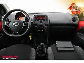 Toyota Aygo 1.0 VVT-i x-fun Airco Cruise 30.847 km! picture 14