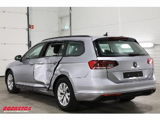 Volkswagen Passat Variant 2.0 TDI DSG Business Navi Clima Cruise Camera SHZ AHK 40.799 km! picture 4