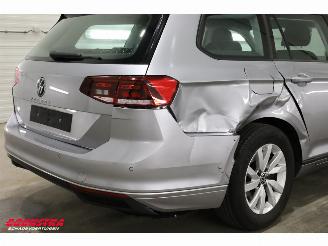 Volkswagen Passat Variant 2.0 TDI DSG Business Navi Clima Cruise Camera SHZ AHK 40.799 km! picture 11
