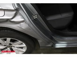 Volkswagen Passat Variant 2.0 TDI DSG Business Navi Clima Cruise Camera SHZ AHK 40.799 km! picture 13