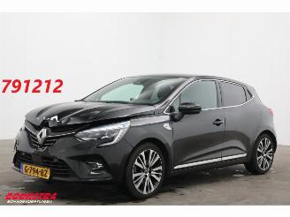 Unfallwagen Renault Clio 1.3 TCe Initiale Paris LED 360° Leder Navi Clima SHZ PDC 2019/8