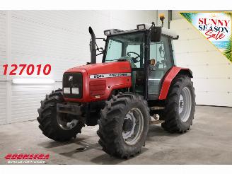 occasion machines Massey Ferguson  6245 BY 2003 5140 hrs 2003/6